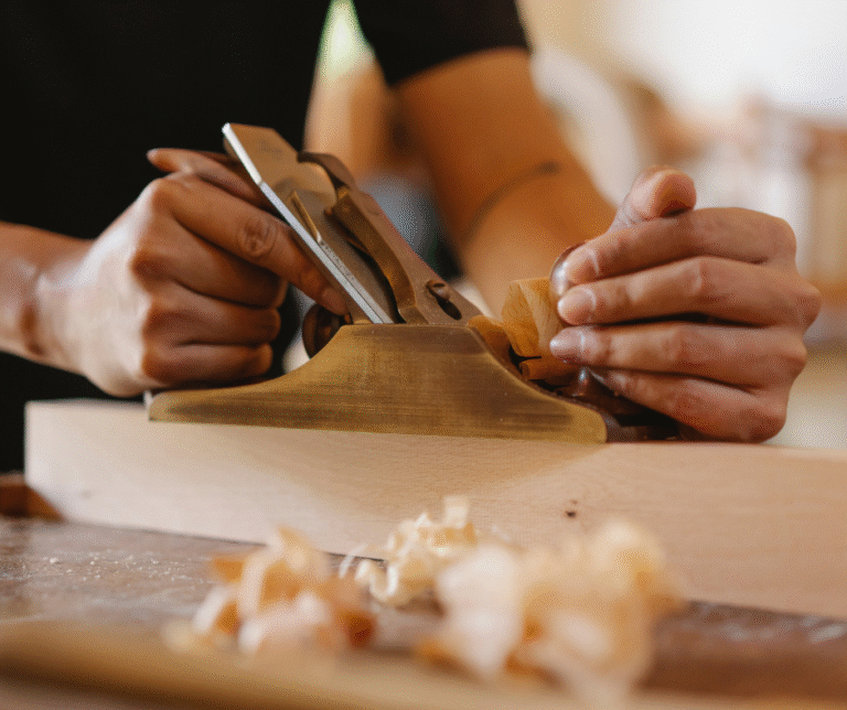 نجار في دبي |0567414083| منجرة خشب